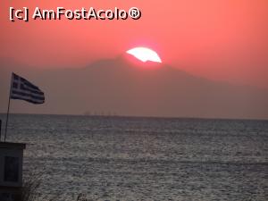 P01 [JUL-2015] Steagul Greciei saluta inca un rasarit de soare in Faliraki