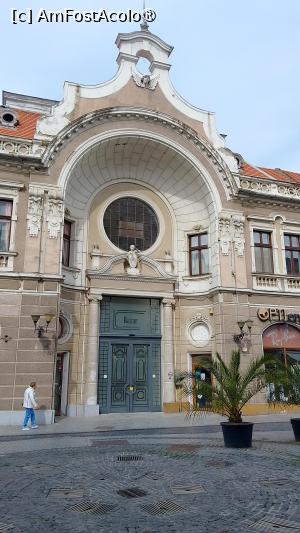 [P35] Pasajul Madach (clădirea bazar) » foto by Mitica49
 - 
<span class="allrVoted glyphicon glyphicon-heart hidden" id="av1518583"></span>
<a class="m-l-10 hidden" id="sv1518583" onclick="voting_Foto_DelVot(,1518583,3848)" role="button">șterge vot <span class="glyphicon glyphicon-remove"></span></a>
<a id="v91518583" class=" c-red"  onclick="voting_Foto_SetVot(1518583)" role="button"><span class="glyphicon glyphicon-heart-empty"></span> <b>LIKE</b> = Votează poza</a> <img class="hidden"  id="f1518583W9" src="/imagini/loader.gif" border="0" /><span class="AjErrMes hidden" id="e1518583ErM"></span>