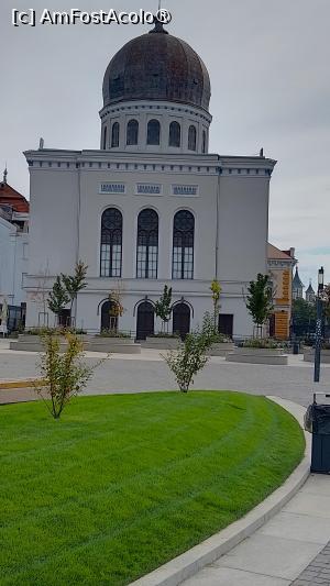 [P49] Sinagoga Neologă Sion » foto by Mitica49
 - 
<span class="allrVoted glyphicon glyphicon-heart hidden" id="av1518597"></span>
<a class="m-l-10 hidden" id="sv1518597" onclick="voting_Foto_DelVot(,1518597,3848)" role="button">șterge vot <span class="glyphicon glyphicon-remove"></span></a>
<a id="v91518597" class=" c-red"  onclick="voting_Foto_SetVot(1518597)" role="button"><span class="glyphicon glyphicon-heart-empty"></span> <b>LIKE</b> = Votează poza</a> <img class="hidden"  id="f1518597W9" src="/imagini/loader.gif" border="0" /><span class="AjErrMes hidden" id="e1518597ErM"></span>