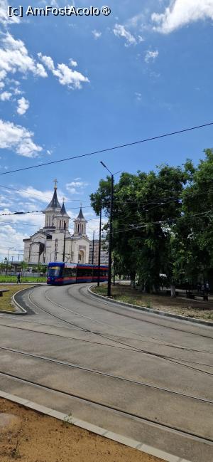 [P13] 13. Trecem și pe lângă Catedrala Episcopală „Învierea Domnului”, » foto by msnd
 - 
<span class="allrVoted glyphicon glyphicon-heart hidden" id="av1437437"></span>
<a class="m-l-10 hidden" id="sv1437437" onclick="voting_Foto_DelVot(,1437437,3848)" role="button">șterge vot <span class="glyphicon glyphicon-remove"></span></a>
<a id="v91437437" class=" c-red"  onclick="voting_Foto_SetVot(1437437)" role="button"><span class="glyphicon glyphicon-heart-empty"></span> <b>LIKE</b> = Votează poza</a> <img class="hidden"  id="f1437437W9" src="/imagini/loader.gif" border="0" /><span class="AjErrMes hidden" id="e1437437ErM"></span>