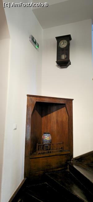 [P25] 25. Pe casa scării, ceasul arată ora exactă. » foto by msnd
 - 
<span class="allrVoted glyphicon glyphicon-heart hidden" id="av1502090"></span>
<a class="m-l-10 hidden" id="sv1502090" onclick="voting_Foto_DelVot(,1502090,3848)" role="button">șterge vot <span class="glyphicon glyphicon-remove"></span></a>
<a id="v91502090" class=" c-red"  onclick="voting_Foto_SetVot(1502090)" role="button"><span class="glyphicon glyphicon-heart-empty"></span> <b>LIKE</b> = Votează poza</a> <img class="hidden"  id="f1502090W9" src="/imagini/loader.gif" border="0" /><span class="AjErrMes hidden" id="e1502090ErM"></span>