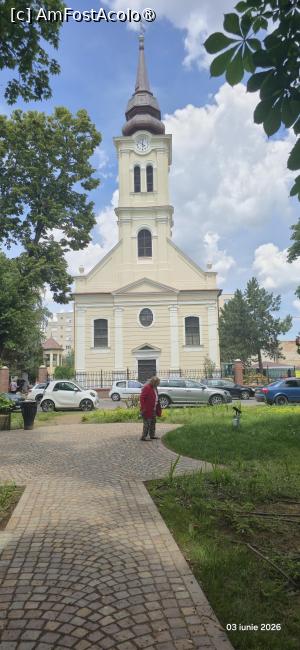 [P13] 13.  Probabil, nu întâmplător, în vecinătatea statuii este și „Biserica reformată Olosig”. » foto by msnd
 - 
<span class="allrVoted glyphicon glyphicon-heart hidden" id="av1534408"></span>
<a class="m-l-10 hidden" id="sv1534408" onclick="voting_Foto_DelVot(,1534408,3848)" role="button">șterge vot <span class="glyphicon glyphicon-remove"></span></a>
<a id="v91534408" class=" c-red"  onclick="voting_Foto_SetVot(1534408)" role="button"><span class="glyphicon glyphicon-heart-empty"></span> <b>LIKE</b> = Votează poza</a> <img class="hidden"  id="f1534408W9" src="/imagini/loader.gif" border="0" /><span class="AjErrMes hidden" id="e1534408ErM"></span>