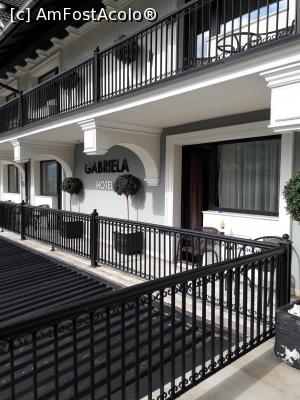 [P15] Hotel Gabriela-balconul » foto by ANILU
 - 
<span class="allrVoted glyphicon glyphicon-heart hidden" id="av1074255"></span>
<a class="m-l-10 hidden" id="sv1074255" onclick="voting_Foto_DelVot(,1074255,3852)" role="button">șterge vot <span class="glyphicon glyphicon-remove"></span></a>
<a id="v91074255" class=" c-red"  onclick="voting_Foto_SetVot(1074255)" role="button"><span class="glyphicon glyphicon-heart-empty"></span> <b>LIKE</b> = Votează poza</a> <img class="hidden"  id="f1074255W9" src="/imagini/loader.gif" border="0" /><span class="AjErrMes hidden" id="e1074255ErM"></span>