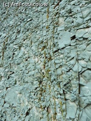 [P13] Șiruri de „piese” - Rezervația geologică „Piatra Verde” Slănic.  » foto by tata123 🔱
 - 
<span class="allrVoted glyphicon glyphicon-heart hidden" id="av878086"></span>
<a class="m-l-10 hidden" id="sv878086" onclick="voting_Foto_DelVot(,878086,3878)" role="button">șterge vot <span class="glyphicon glyphicon-remove"></span></a>
<a id="v9878086" class=" c-red"  onclick="voting_Foto_SetVot(878086)" role="button"><span class="glyphicon glyphicon-heart-empty"></span> <b>LIKE</b> = Votează poza</a> <img class="hidden"  id="f878086W9" src="/imagini/loader.gif" border="0" /><span class="AjErrMes hidden" id="e878086ErM"></span>