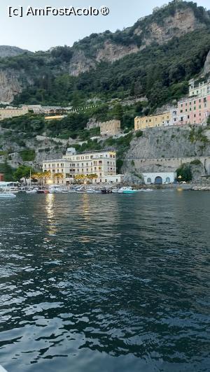 [P46] O ultimă vedere spre Amalfi la întoarcere din Insula Capri » foto by ANILU
 - 
<span class="allrVoted glyphicon glyphicon-heart hidden" id="av1461702"></span>
<a class="m-l-10 hidden" id="sv1461702" onclick="voting_Foto_DelVot(,1461702,3887)" role="button">șterge vot <span class="glyphicon glyphicon-remove"></span></a>
<a id="v91461702" class=" c-red"  onclick="voting_Foto_SetVot(1461702)" role="button"><span class="glyphicon glyphicon-heart-empty"></span> <b>LIKE</b> = Votează poza</a> <img class="hidden"  id="f1461702W9" src="/imagini/loader.gif" border="0" /><span class="AjErrMes hidden" id="e1461702ErM"></span>