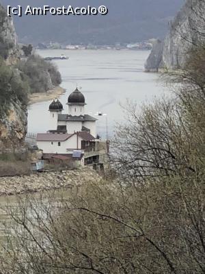 P08 [APR-2018] Manastirea Mraconia de pe malul romanesc al Dunarii