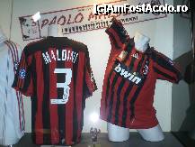 [P27] Maldini...emblema lui AC Milan. » foto by rudy
 - 
<span class="allrVoted glyphicon glyphicon-heart hidden" id="av177103"></span>
<a class="m-l-10 hidden" id="sv177103" onclick="voting_Foto_DelVot(,177103,3925)" role="button">șterge vot <span class="glyphicon glyphicon-remove"></span></a>
<a id="v9177103" class=" c-red"  onclick="voting_Foto_SetVot(177103)" role="button"><span class="glyphicon glyphicon-heart-empty"></span> <b>LIKE</b> = Votează poza</a> <img class="hidden"  id="f177103W9" src="/imagini/loader.gif" border="0" /><span class="AjErrMes hidden" id="e177103ErM"></span>