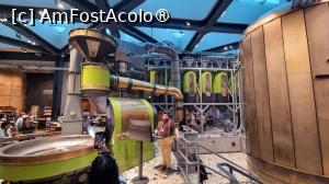 [P06] Starbucks Reserve Roastery » foto by pepsi70ro
 - 
<span class="allrVoted glyphicon glyphicon-heart hidden" id="av1508040"></span>
<a class="m-l-10 hidden" id="sv1508040" onclick="voting_Foto_DelVot(,1508040,3925)" role="button">șterge vot <span class="glyphicon glyphicon-remove"></span></a>
<a id="v91508040" class=" c-red"  onclick="voting_Foto_SetVot(1508040)" role="button"><span class="glyphicon glyphicon-heart-empty"></span> <b>LIKE</b> = Votează poza</a> <img class="hidden"  id="f1508040W9" src="/imagini/loader.gif" border="0" /><span class="AjErrMes hidden" id="e1508040ErM"></span>