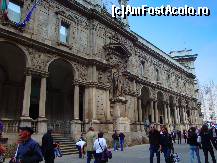 [P94] Palazzo dei Giureconsulti (Palatul de Justiție)din Piazza dei Mercanti » foto by mariana.olaru
 - 
<span class="allrVoted glyphicon glyphicon-heart hidden" id="av327321"></span>
<a class="m-l-10 hidden" id="sv327321" onclick="voting_Foto_DelVot(,327321,3925)" role="button">șterge vot <span class="glyphicon glyphicon-remove"></span></a>
<a id="v9327321" class=" c-red"  onclick="voting_Foto_SetVot(327321)" role="button"><span class="glyphicon glyphicon-heart-empty"></span> <b>LIKE</b> = Votează poza</a> <img class="hidden"  id="f327321W9" src="/imagini/loader.gif" border="0" /><span class="AjErrMes hidden" id="e327321ErM"></span>