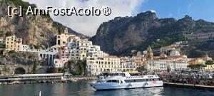 [P19] Oprim în portul Amalfi, în față clădirea în care am stat în 2020! » foto by irinad
 - 
<span class="allrVoted glyphicon glyphicon-heart hidden" id="av1535956"></span>
<a class="m-l-10 hidden" id="sv1535956" onclick="voting_Foto_DelVot(,1535956,3926)" role="button">șterge vot <span class="glyphicon glyphicon-remove"></span></a>
<a id="v91535956" class=" c-red"  onclick="voting_Foto_SetVot(1535956)" role="button"><span class="glyphicon glyphicon-heart-empty"></span> <b>LIKE</b> = Votează poza</a> <img class="hidden"  id="f1535956W9" src="/imagini/loader.gif" border="0" /><span class="AjErrMes hidden" id="e1535956ErM"></span>