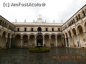 P12 [FEB-2020] Salerno, curtea interioară a catedralei