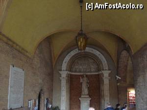 P15 [SEP-2012] Italia - Padova - Bazilica San Antonio, catre curtile interioare. 
