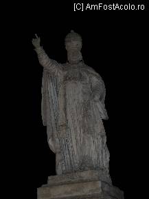 P14 [SEP-2007] Statuie din Prato della Valle, chiar nu mai stiu cine este cardinalul
