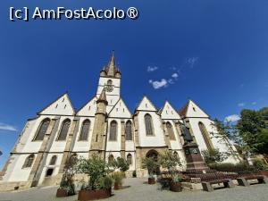 [P57] Piața Huet - Catedrala Evanghelică » foto by Carmen Ion
 - 
<span class="allrVoted glyphicon glyphicon-heart hidden" id="av1513634"></span>
<a class="m-l-10 hidden" id="sv1513634" onclick="voting_Foto_DelVot(,1513634,3936)" role="button">șterge vot <span class="glyphicon glyphicon-remove"></span></a>
<a id="v91513634" class=" c-red"  onclick="voting_Foto_SetVot(1513634)" role="button"><span class="glyphicon glyphicon-heart-empty"></span> <b>LIKE</b> = Votează poza</a> <img class="hidden"  id="f1513634W9" src="/imagini/loader.gif" border="0" /><span class="AjErrMes hidden" id="e1513634ErM"></span>