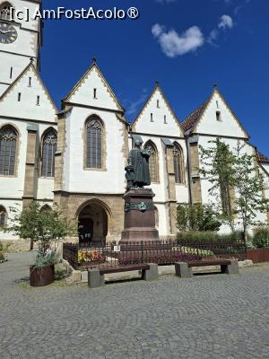 [P58] Piața Huet - Catedrala Evanghelică » foto by Carmen Ion
 - 
<span class="allrVoted glyphicon glyphicon-heart hidden" id="av1513635"></span>
<a class="m-l-10 hidden" id="sv1513635" onclick="voting_Foto_DelVot(,1513635,3936)" role="button">șterge vot <span class="glyphicon glyphicon-remove"></span></a>
<a id="v91513635" class=" c-red"  onclick="voting_Foto_SetVot(1513635)" role="button"><span class="glyphicon glyphicon-heart-empty"></span> <b>LIKE</b> = Votează poza</a> <img class="hidden"  id="f1513635W9" src="/imagini/loader.gif" border="0" /><span class="AjErrMes hidden" id="e1513635ErM"></span>