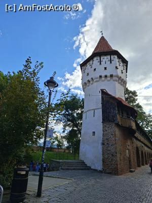 [P87] Strada Cetății - Turnul Dulgehrilor » foto by Carmen Ion
 - 
<span class="allrVoted glyphicon glyphicon-heart hidden" id="av1513664"></span>
<a class="m-l-10 hidden" id="sv1513664" onclick="voting_Foto_DelVot(,1513664,3936)" role="button">șterge vot <span class="glyphicon glyphicon-remove"></span></a>
<a id="v91513664" class=" c-red"  onclick="voting_Foto_SetVot(1513664)" role="button"><span class="glyphicon glyphicon-heart-empty"></span> <b>LIKE</b> = Votează poza</a> <img class="hidden"  id="f1513664W9" src="/imagini/loader.gif" border="0" /><span class="AjErrMes hidden" id="e1513664ErM"></span>