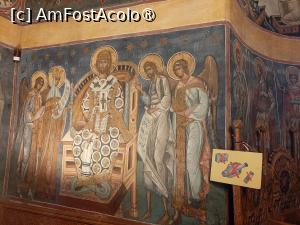 [P22] Pictură interioară (naos) » foto by adso
 - 
<span class="allrVoted glyphicon glyphicon-heart hidden" id="av1481837"></span>
<a class="m-l-10 hidden" id="sv1481837" onclick="voting_Foto_DelVot(,1481837,3950)" role="button">șterge vot <span class="glyphicon glyphicon-remove"></span></a>
<a id="v91481837" class=" c-red"  onclick="voting_Foto_SetVot(1481837)" role="button"><span class="glyphicon glyphicon-heart-empty"></span> <b>LIKE</b> = Votează poza</a> <img class="hidden"  id="f1481837W9" src="/imagini/loader.gif" border="0" /><span class="AjErrMes hidden" id="e1481837ErM"></span>