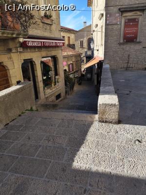 [P30] Pe stradute in San Marino » foto by ilee
 - 
<span class="allrVoted glyphicon glyphicon-heart hidden" id="av1508405"></span>
<a class="m-l-10 hidden" id="sv1508405" onclick="voting_Foto_DelVot(,1508405,3963)" role="button">șterge vot <span class="glyphicon glyphicon-remove"></span></a>
<a id="v91508405" class=" c-red"  onclick="voting_Foto_SetVot(1508405)" role="button"><span class="glyphicon glyphicon-heart-empty"></span> <b>LIKE</b> = Votează poza</a> <img class="hidden"  id="f1508405W9" src="/imagini/loader.gif" border="0" /><span class="AjErrMes hidden" id="e1508405ErM"></span>