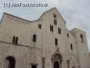 [P17] Basilica San Nicola, simbol al dialogului Est-Vest.  » foto by Carmen Ion
 - 
<span class="allrVoted glyphicon glyphicon-heart hidden" id="av753502"></span>
<a class="m-l-10 hidden" id="sv753502" onclick="voting_Foto_DelVot(,753502,3993)" role="button">șterge vot <span class="glyphicon glyphicon-remove"></span></a>
<a id="v9753502" class=" c-red"  onclick="voting_Foto_SetVot(753502)" role="button"><span class="glyphicon glyphicon-heart-empty"></span> <b>LIKE</b> = Votează poza</a> <img class="hidden"  id="f753502W9" src="/imagini/loader.gif" border="0" /><span class="AjErrMes hidden" id="e753502ErM"></span>