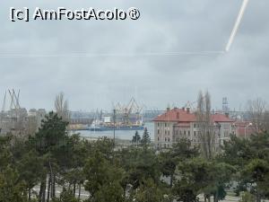 [P28] Edificiul Roman cu Mozaic, Constanța. Portul industrial, privit de la nivelul superior al Edificiului. » foto by Floria
 - 
<span class="allrVoted glyphicon glyphicon-heart hidden" id="av1523769"></span>
<a class="m-l-10 hidden" id="sv1523769" onclick="voting_Foto_DelVot(,1523769,4001)" role="button">șterge vot <span class="glyphicon glyphicon-remove"></span></a>
<a id="v91523769" class=" c-red"  onclick="voting_Foto_SetVot(1523769)" role="button"><span class="glyphicon glyphicon-heart-empty"></span> <b>LIKE</b> = Votează poza</a> <img class="hidden"  id="f1523769W9" src="/imagini/loader.gif" border="0" /><span class="AjErrMes hidden" id="e1523769ErM"></span>