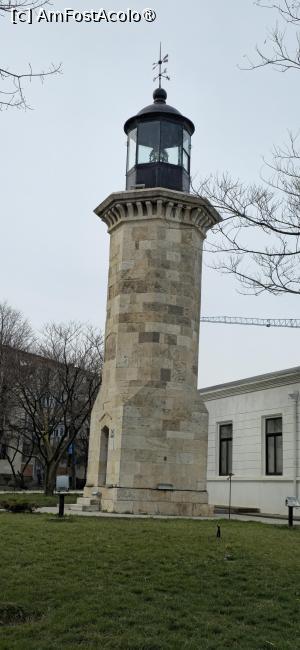 [P41] 41. Am aflat că „Farul Genovez” nu este chiar genovez, » foto by msnd
 - 
<span class="allrVoted glyphicon glyphicon-heart hidden" id="av1523439"></span>
<a class="m-l-10 hidden" id="sv1523439" onclick="voting_Foto_DelVot(,1523439,4001)" role="button">șterge vot <span class="glyphicon glyphicon-remove"></span></a>
<a id="v91523439" class=" c-red"  onclick="voting_Foto_SetVot(1523439)" role="button"><span class="glyphicon glyphicon-heart-empty"></span> <b>LIKE</b> = Votează poza</a> <img class="hidden"  id="f1523439W9" src="/imagini/loader.gif" border="0" /><span class="AjErrMes hidden" id="e1523439ErM"></span>