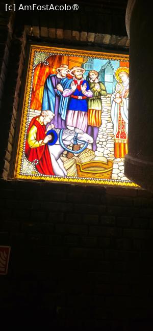 [P08] 08. Unul din puținele vitralii. » foto by msnd
 - 
<span class="allrVoted glyphicon glyphicon-heart hidden" id="av1523406"></span>
<a class="m-l-10 hidden" id="sv1523406" onclick="voting_Foto_DelVot(,1523406,4001)" role="button">șterge vot <span class="glyphicon glyphicon-remove"></span></a>
<a id="v91523406" class=" c-red"  onclick="voting_Foto_SetVot(1523406)" role="button"><span class="glyphicon glyphicon-heart-empty"></span> <b>LIKE</b> = Votează poza</a> <img class="hidden"  id="f1523406W9" src="/imagini/loader.gif" border="0" /><span class="AjErrMes hidden" id="e1523406ErM"></span>