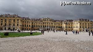 [P01] Palatul Schonbrunn » foto by Camelia19
 - 
<span class="allrVoted glyphicon glyphicon-heart hidden" id="av598223"></span>
<a class="m-l-10 hidden" id="sv598223" onclick="voting_Foto_DelVot(,598223,4023)" role="button">șterge vot <span class="glyphicon glyphicon-remove"></span></a>
<a id="v9598223" class=" c-red"  onclick="voting_Foto_SetVot(598223)" role="button"><span class="glyphicon glyphicon-heart-empty"></span> <b>LIKE</b> = Votează poza</a> <img class="hidden"  id="f598223W9" src="/imagini/loader.gif" border="0" /><span class="AjErrMes hidden" id="e598223ErM"></span>