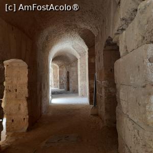 [P28] El Jem, Amfiteatrul, Prin Galeriile din subsol » foto by mprofeanu
 - 
<span class="allrVoted glyphicon glyphicon-heart hidden" id="av1433210"></span>
<a class="m-l-10 hidden" id="sv1433210" onclick="voting_Foto_DelVot(,1433210,4044)" role="button">șterge vot <span class="glyphicon glyphicon-remove"></span></a>
<a id="v91433210" class=" c-red"  onclick="voting_Foto_SetVot(1433210)" role="button"><span class="glyphicon glyphicon-heart-empty"></span> <b>LIKE</b> = Votează poza</a> <img class="hidden"  id="f1433210W9" src="/imagini/loader.gif" border="0" /><span class="AjErrMes hidden" id="e1433210ErM"></span>