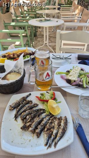 [P29] Kioni - Taverna Mitos - masa de prânz » foto by ANILU
 - 
<span class="allrVoted glyphicon glyphicon-heart hidden" id="av1547842"></span>
<a class="m-l-10 hidden" id="sv1547842" onclick="voting_Foto_DelVot(,1547842,4061)" role="button">șterge vot <span class="glyphicon glyphicon-remove"></span></a>
<a id="v91547842" class=" c-red"  onclick="voting_Foto_SetVot(1547842)" role="button"><span class="glyphicon glyphicon-heart-empty"></span> <b>LIKE</b> = Votează poza</a> <img class="hidden"  id="f1547842W9" src="/imagini/loader.gif" border="0" /><span class="AjErrMes hidden" id="e1547842ErM"></span>
