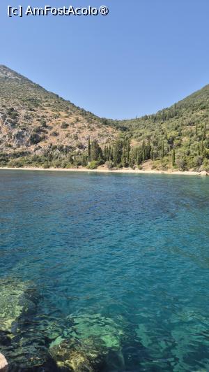 [P35] Ithaka - o ultimă vedere din micul port » foto by ANILU
 - 
<span class="allrVoted glyphicon glyphicon-heart hidden" id="av1547848"></span>
<a class="m-l-10 hidden" id="sv1547848" onclick="voting_Foto_DelVot(,1547848,4061)" role="button">șterge vot <span class="glyphicon glyphicon-remove"></span></a>
<a id="v91547848" class=" c-red"  onclick="voting_Foto_SetVot(1547848)" role="button"><span class="glyphicon glyphicon-heart-empty"></span> <b>LIKE</b> = Votează poza</a> <img class="hidden"  id="f1547848W9" src="/imagini/loader.gif" border="0" /><span class="AjErrMes hidden" id="e1547848ErM"></span>