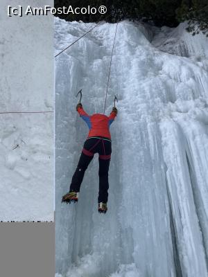 [P54] Cățărare pe Cascada Doamnele » foto by Mika
 - 
<span class="allrVoted glyphicon glyphicon-heart hidden" id="av1517308"></span>
<a class="m-l-10 hidden" id="sv1517308" onclick="voting_Foto_DelVot(,1517308,4076)" role="button">șterge vot <span class="glyphicon glyphicon-remove"></span></a>
<a id="v91517308" class=" c-red"  onclick="voting_Foto_SetVot(1517308)" role="button"><span class="glyphicon glyphicon-heart-empty"></span> <b>LIKE</b> = Votează poza</a> <img class="hidden"  id="f1517308W9" src="/imagini/loader.gif" border="0" /><span class="AjErrMes hidden" id="e1517308ErM"></span>