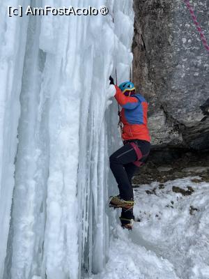 [P58] Cățărare pe Cascada Doamnele » foto by Mika
 - 
<span class="allrVoted glyphicon glyphicon-heart hidden" id="av1517312"></span>
<a class="m-l-10 hidden" id="sv1517312" onclick="voting_Foto_DelVot(,1517312,4076)" role="button">șterge vot <span class="glyphicon glyphicon-remove"></span></a>
<a id="v91517312" class=" c-red"  onclick="voting_Foto_SetVot(1517312)" role="button"><span class="glyphicon glyphicon-heart-empty"></span> <b>LIKE</b> = Votează poza</a> <img class="hidden"  id="f1517312W9" src="/imagini/loader.gif" border="0" /><span class="AjErrMes hidden" id="e1517312ErM"></span>