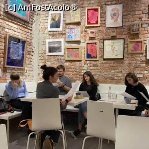 [P03] Cafenea Art_An_Te  Bucuresti - Foto interior » foto by Sorin Suciu
 - 
<span class="allrVoted glyphicon glyphicon-heart hidden" id="av1484767"></span>
<a class="m-l-10 hidden" id="sv1484767" onclick="voting_Foto_DelVot(,1484767,4083)" role="button">șterge vot <span class="glyphicon glyphicon-remove"></span></a>
<a id="v91484767" class=" c-red"  onclick="voting_Foto_SetVot(1484767)" role="button"><span class="glyphicon glyphicon-heart-empty"></span> <b>LIKE</b> = Votează poza</a> <img class="hidden"  id="f1484767W9" src="/imagini/loader.gif" border="0" /><span class="AjErrMes hidden" id="e1484767ErM"></span>