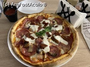 [P14] Ventto Pizza & Caffè – pizza mea » foto by nicole33
 - 
<span class="allrVoted glyphicon glyphicon-heart hidden" id="av1461629"></span>
<a class="m-l-10 hidden" id="sv1461629" onclick="voting_Foto_DelVot(,1461629,4083)" role="button">șterge vot <span class="glyphicon glyphicon-remove"></span></a>
<a id="v91461629" class=" c-red"  onclick="voting_Foto_SetVot(1461629)" role="button"><span class="glyphicon glyphicon-heart-empty"></span> <b>LIKE</b> = Votează poza</a> <img class="hidden"  id="f1461629W9" src="/imagini/loader.gif" border="0" /><span class="AjErrMes hidden" id="e1461629ErM"></span>