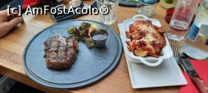 [P08] București, Red Angus Steak House,  Monarch’s Sirloin Australia “Dry Aged” și Cartofi gratinați » foto by mprofeanu
 - 
<span class="allrVoted glyphicon glyphicon-heart hidden" id="av1390049"></span>
<a class="m-l-10 hidden" id="sv1390049" onclick="voting_Foto_DelVot(,1390049,4083)" role="button">șterge vot <span class="glyphicon glyphicon-remove"></span></a>
<a id="v91390049" class=" c-red"  onclick="voting_Foto_SetVot(1390049)" role="button"><span class="glyphicon glyphicon-heart-empty"></span> <b>LIKE</b> = Votează poza</a> <img class="hidden"  id="f1390049W9" src="/imagini/loader.gif" border="0" /><span class="AjErrMes hidden" id="e1390049ErM"></span>