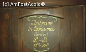 [P01] Garlic Pub - Intrarea în cârciumă și programul » foto by Aurici
 - 
<span class="allrVoted glyphicon glyphicon-heart hidden" id="av720833"></span>
<a class="m-l-10 hidden" id="sv720833" onclick="voting_Foto_DelVot(,720833,4083)" role="button">șterge vot <span class="glyphicon glyphicon-remove"></span></a>
<a id="v9720833" class=" c-red"  onclick="voting_Foto_SetVot(720833)" role="button"><span class="glyphicon glyphicon-heart-empty"></span> <b>LIKE</b> = Votează poza</a> <img class="hidden"  id="f720833W9" src="/imagini/loader.gif" border="0" /><span class="AjErrMes hidden" id="e720833ErM"></span>