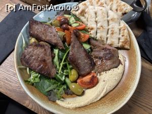 [P08] Restaurant Ever After_ian 2025_bowl cu vita si humus » foto by mishu
 - 
<span class="allrVoted glyphicon glyphicon-heart hidden" id="av1470158"></span>
<a class="m-l-10 hidden" id="sv1470158" onclick="voting_Foto_DelVot(,1470158,4083)" role="button">șterge vot <span class="glyphicon glyphicon-remove"></span></a>
<a id="v91470158" class=" c-red"  onclick="voting_Foto_SetVot(1470158)" role="button"><span class="glyphicon glyphicon-heart-empty"></span> <b>LIKE</b> = Votează poza</a> <img class="hidden"  id="f1470158W9" src="/imagini/loader.gif" border="0" /><span class="AjErrMes hidden" id="e1470158ErM"></span>