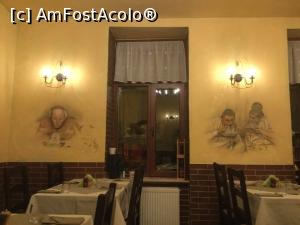 [P01] Osteria Zucca - Cu cine sa stam la masa » foto by mishu
 - 
<span class="allrVoted glyphicon glyphicon-heart hidden" id="av1162964"></span>
<a class="m-l-10 hidden" id="sv1162964" onclick="voting_Foto_DelVot(,1162964,4083)" role="button">șterge vot <span class="glyphicon glyphicon-remove"></span></a>
<a id="v91162964" class=" c-red"  onclick="voting_Foto_SetVot(1162964)" role="button"><span class="glyphicon glyphicon-heart-empty"></span> <b>LIKE</b> = Votează poza</a> <img class="hidden"  id="f1162964W9" src="/imagini/loader.gif" border="0" /><span class="AjErrMes hidden" id="e1162964ErM"></span>