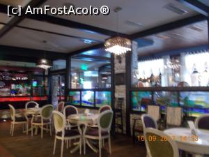 [P15] interior restaurant.  » foto by elviramvio
 - 
<span class="allrVoted glyphicon glyphicon-heart hidden" id="av902171"></span>
<a class="m-l-10 hidden" id="sv902171" onclick="voting_Foto_DelVot(,902171,4083)" role="button">șterge vot <span class="glyphicon glyphicon-remove"></span></a>
<a id="v9902171" class=" c-red"  onclick="voting_Foto_SetVot(902171)" role="button"><span class="glyphicon glyphicon-heart-empty"></span> <b>LIKE</b> = Votează poza</a> <img class="hidden"  id="f902171W9" src="/imagini/loader.gif" border="0" /><span class="AjErrMes hidden" id="e902171ErM"></span>