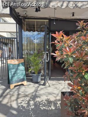 [P02] Restaurant Presto - intrarea din stânga » foto by ANILU
 - 
<span class="allrVoted glyphicon glyphicon-heart hidden" id="av1480643"></span>
<a class="m-l-10 hidden" id="sv1480643" onclick="voting_Foto_DelVot(,1480643,4083)" role="button">șterge vot <span class="glyphicon glyphicon-remove"></span></a>
<a id="v91480643" class=" c-red"  onclick="voting_Foto_SetVot(1480643)" role="button"><span class="glyphicon glyphicon-heart-empty"></span> <b>LIKE</b> = Votează poza</a> <img class="hidden"  id="f1480643W9" src="/imagini/loader.gif" border="0" /><span class="AjErrMes hidden" id="e1480643ErM"></span>