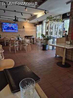 [P05] Restaurant Presto - interior » foto by ANILU
 - 
<span class="allrVoted glyphicon glyphicon-heart hidden" id="av1480646"></span>
<a class="m-l-10 hidden" id="sv1480646" onclick="voting_Foto_DelVot(,1480646,4083)" role="button">șterge vot <span class="glyphicon glyphicon-remove"></span></a>
<a id="v91480646" class=" c-red"  onclick="voting_Foto_SetVot(1480646)" role="button"><span class="glyphicon glyphicon-heart-empty"></span> <b>LIKE</b> = Votează poza</a> <img class="hidden"  id="f1480646W9" src="/imagini/loader.gif" border="0" /><span class="AjErrMes hidden" id="e1480646ErM"></span>