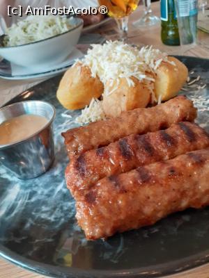 [P14] Mici cu cartofi copti cu parmezan » foto by Michi
 - 
<span class="allrVoted glyphicon glyphicon-heart hidden" id="av1497870"></span>
<a class="m-l-10 hidden" id="sv1497870" onclick="voting_Foto_DelVot(,1497870,4083)" role="button">șterge vot <span class="glyphicon glyphicon-remove"></span></a>
<a id="v91497870" class=" c-red"  onclick="voting_Foto_SetVot(1497870)" role="button"><span class="glyphicon glyphicon-heart-empty"></span> <b>LIKE</b> = Votează poza</a> <img class="hidden"  id="f1497870W9" src="/imagini/loader.gif" border="0" /><span class="AjErrMes hidden" id="e1497870ErM"></span>