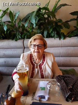 [P13] Mama Michi la brunch » foto by Michi
 - 
<span class="allrVoted glyphicon glyphicon-heart hidden" id="av1525678"></span>
<a class="m-l-10 hidden" id="sv1525678" onclick="voting_Foto_DelVot(,1525678,4083)" role="button">șterge vot <span class="glyphicon glyphicon-remove"></span></a>
<a id="v91525678" class=" c-red"  onclick="voting_Foto_SetVot(1525678)" role="button"><span class="glyphicon glyphicon-heart-empty"></span> <b>LIKE</b> = Votează poza</a> <img class="hidden"  id="f1525678W9" src="/imagini/loader.gif" border="0" /><span class="AjErrMes hidden" id="e1525678ErM"></span>