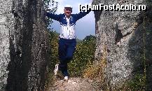 [P13] 'Pe aici nu se trece'. Între 2 stânci aproape de ieşirea din defileu (venind dinspre cabană). Cheile Turzii, jud. Cluj.  » foto by traian.leuca †
 - 
<span class="allrVoted glyphicon glyphicon-heart hidden" id="av476598"></span>
<a class="m-l-10 hidden" id="sv476598" onclick="voting_Foto_DelVot(,476598,4100)" role="button">șterge vot <span class="glyphicon glyphicon-remove"></span></a>
<a id="v9476598" class=" c-red"  onclick="voting_Foto_SetVot(476598)" role="button"><span class="glyphicon glyphicon-heart-empty"></span> <b>LIKE</b> = Votează poza</a> <img class="hidden"  id="f476598W9" src="/imagini/loader.gif" border="0" /><span class="AjErrMes hidden" id="e476598ErM"></span>