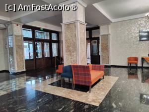 [P01] Hotel Club Bucovina; holul de la intrare, prima impresie » foto by crismis
 - 
<span class="allrVoted glyphicon glyphicon-heart hidden" id="av1478823"></span>
<a class="m-l-10 hidden" id="sv1478823" onclick="voting_Foto_DelVot(,1478823,4108)" role="button">șterge vot <span class="glyphicon glyphicon-remove"></span></a>
<a id="v91478823" class=" c-red"  onclick="voting_Foto_SetVot(1478823)" role="button"><span class="glyphicon glyphicon-heart-empty"></span> <b>LIKE</b> = Votează poza</a> <img class="hidden"  id="f1478823W9" src="/imagini/loader.gif" border="0" /><span class="AjErrMes hidden" id="e1478823ErM"></span>