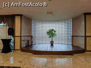 [P24] Hotel Club Bucovina; scena din restaurant » foto by crismis
 - 
<span class="allrVoted glyphicon glyphicon-heart hidden" id="av1478846"></span>
<a class="m-l-10 hidden" id="sv1478846" onclick="voting_Foto_DelVot(,1478846,4108)" role="button">șterge vot <span class="glyphicon glyphicon-remove"></span></a>
<a id="v91478846" class=" c-red"  onclick="voting_Foto_SetVot(1478846)" role="button"><span class="glyphicon glyphicon-heart-empty"></span> <b>LIKE</b> = Votează poza</a> <img class="hidden"  id="f1478846W9" src="/imagini/loader.gif" border="0" /><span class="AjErrMes hidden" id="e1478846ErM"></span>
