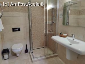 [P05] Hotel Club Bucovina; camera 208 » foto by crismis
 - 
<span class="allrVoted glyphicon glyphicon-heart hidden" id="av1478827"></span>
<a class="m-l-10 hidden" id="sv1478827" onclick="voting_Foto_DelVot(,1478827,4108)" role="button">șterge vot <span class="glyphicon glyphicon-remove"></span></a>
<a id="v91478827" class=" c-red"  onclick="voting_Foto_SetVot(1478827)" role="button"><span class="glyphicon glyphicon-heart-empty"></span> <b>LIKE</b> = Votează poza</a> <img class="hidden"  id="f1478827W9" src="/imagini/loader.gif" border="0" /><span class="AjErrMes hidden" id="e1478827ErM"></span>