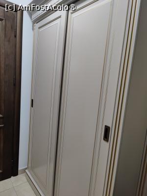 [P06] Hotel Club Bucovina; camera 208 » foto by crismis
 - 
<span class="allrVoted glyphicon glyphicon-heart hidden" id="av1478828"></span>
<a class="m-l-10 hidden" id="sv1478828" onclick="voting_Foto_DelVot(,1478828,4108)" role="button">șterge vot <span class="glyphicon glyphicon-remove"></span></a>
<a id="v91478828" class=" c-red"  onclick="voting_Foto_SetVot(1478828)" role="button"><span class="glyphicon glyphicon-heart-empty"></span> <b>LIKE</b> = Votează poza</a> <img class="hidden"  id="f1478828W9" src="/imagini/loader.gif" border="0" /><span class="AjErrMes hidden" id="e1478828ErM"></span>