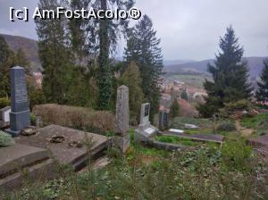 [P65] Biserica din Deal, Sighișoara, cimitir » foto by Mioritik
 - 
<span class="allrVoted glyphicon glyphicon-heart hidden" id="av1295702"></span>
<a class="m-l-10 hidden" id="sv1295702" onclick="voting_Foto_DelVot(,1295702,4175)" role="button">șterge vot <span class="glyphicon glyphicon-remove"></span></a>
<a id="v91295702" class=" c-red"  onclick="voting_Foto_SetVot(1295702)" role="button"><span class="glyphicon glyphicon-heart-empty"></span> <b>LIKE</b> = Votează poza</a> <img class="hidden"  id="f1295702W9" src="/imagini/loader.gif" border="0" /><span class="AjErrMes hidden" id="e1295702ErM"></span>