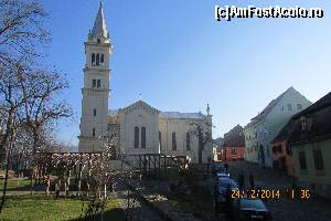 [P15] Biserica Romano-Catolica vazuta de la balconul Turnului Cizmarilor » foto by crismis
 - 
<span class="allrVoted glyphicon glyphicon-heart hidden" id="av589123"></span>
<a class="m-l-10 hidden" id="sv589123" onclick="voting_Foto_DelVot(,589123,4175)" role="button">șterge vot <span class="glyphicon glyphicon-remove"></span></a>
<a id="v9589123" class=" c-red"  onclick="voting_Foto_SetVot(589123)" role="button"><span class="glyphicon glyphicon-heart-empty"></span> <b>LIKE</b> = Votează poza</a> <img class="hidden"  id="f589123W9" src="/imagini/loader.gif" border="0" /><span class="AjErrMes hidden" id="e589123ErM"></span>